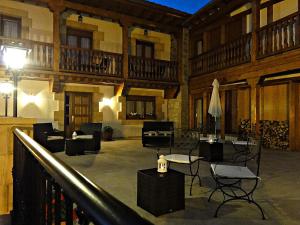 A balcony or terrace at Posada Valle del Oso