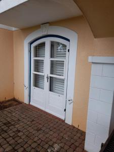 Gallery image of 19 MONTEGO BAY CARIBBEAN Estate in Port Edward
