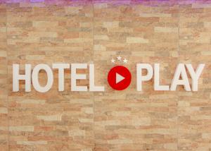 Certifikát, hodnocení, plakát nebo jiný dokument vystavený v ubytování Hotel Play