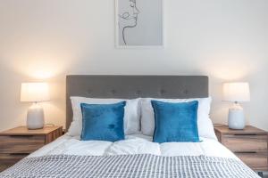Stunning 1BR Apartment in the Heart of York