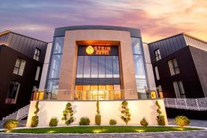 蒂米什瓦拉Hotel Stein Collection的迪拜星际酒店的景色