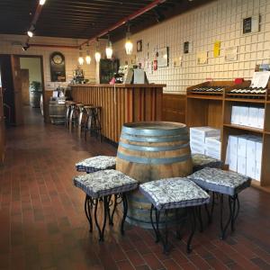 Restoranas ar kita vieta pavalgyti apgyvendinimo įstaigoje La roulotte de Chiroubles