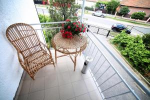 Fotografie z fotogalerie ubytování Villa Elena v destinaci Yanoshi