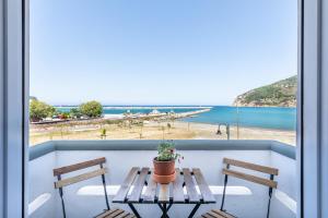 Gallery image of Uncle John's Guesthouse in Skopelos Town