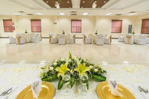 Posezení v ubytování Hotel Sntenario + 21 fotografií