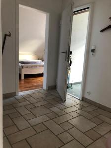 Postel nebo postele na pokoji v ubytování Constantin + 8 fotografií