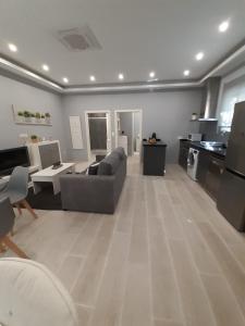 Televízia a/alebo spoločenská miestnosť v ubytovaní Apartamento Casa Lozano