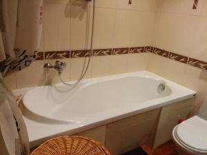 Łazienka w obiekcie Apartament w Bieszczadach