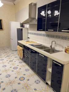 Kuchnia lub aneks kuchenny w obiekcie Al Centro Storico Home