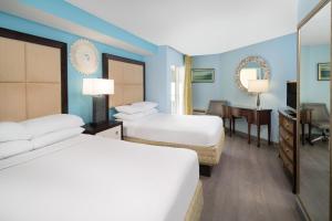 Palette Resort Myrtle Beach客房内的一张或多张床位