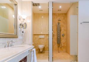 Ένα μπάνιο στο Hotel Palma Real
