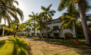 Afbeelding uit fotogalerij van Hotel Soleil Pacifico in Chulamar