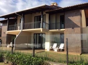 Casa con 2 sillas y balcón en Férias a beira mar - Brilhos do sol, en Bombinhas