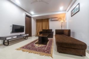 Zona de estar de Goa Junction by Daystar Ventures