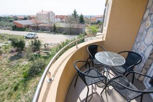 Balkón nebo terasa v ubytování Apartman Marica with swimmingpool