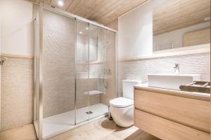 A bathroom at Dossau By Totiaran Még 17 kép