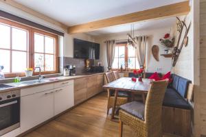 Kuchyňa alebo kuchynka v ubytovaní Hilltop Appartement