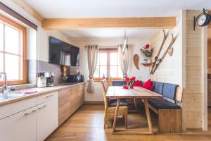 Kuchyňa alebo kuchynka v ubytovaní Hilltop Appartement