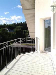 Ein Balkon oder eine Terrasse in der Unterkunft Chalet Villa REX