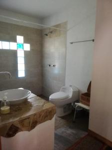 Un baño de Finca TRADICIONAL EL OTOÑO