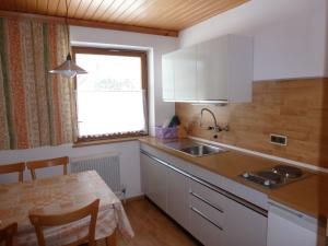 مطبخ أو مطبخ صغير في Haus Lorea