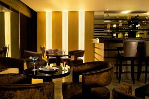 Nápoje v ubytování Golden Tulip Bhiwadi