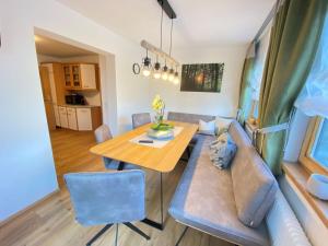 Posedenie v ubytovaní Chalet Auszeit