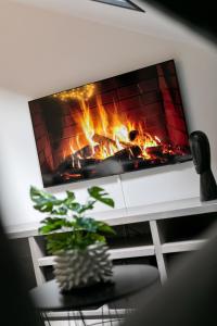 TV a/nebo společenská místnost v ubytování In the heart of Narvik !