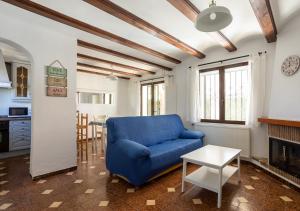 Posezení v ubytování La casa de la Playa. Piscina, Wifi y Terraza.