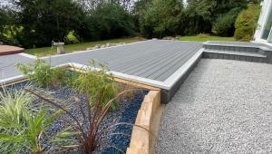 Broad Mead في كورف كاسل: سقف فوق منزل مغطى بالحصى