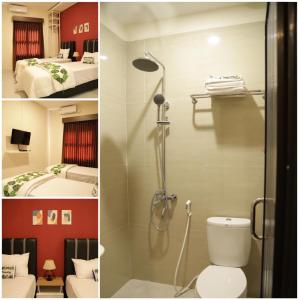- deux photos d'une salle de bains avec douche et toilettes dans l'établissement Tienery Guesthouse, à Tanjungkarang