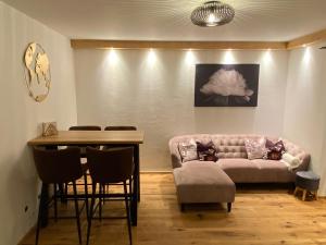 Posezení v ubytování Ferienwohnung Lisl