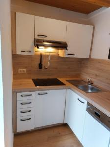 A kitchen or kitchenette at Piz Buin