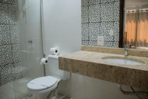 Koupelna v ubytování Hotel Masseilot