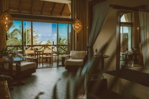 Posezení v ubytování Jashita Hotel