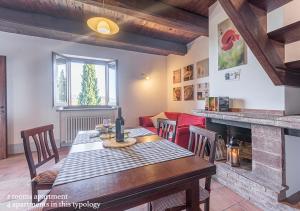 A kitchen or kitchenette at Borgo Solario