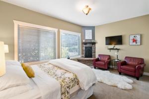 Un pat sau paturi într-o cameră la Granite Hills Inn