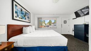 Katil atau katil-katil dalam bilik di Grand Traverse Motel