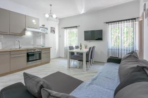 Kuchyňa alebo kuchynka v ubytovaní Apartment DANIJEL