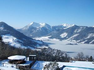 Ferienhaus Alpenflair bei Schliersee im Winter