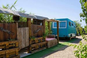 Gallery image of JABUTI Autocaravana con porche y aparcamiento in Cádiz