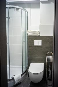Koupelna v ubytování Löwen Hotel