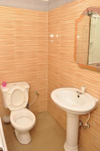 A bathroom at Haute Aparthotel