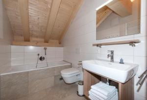 Ένα μπάνιο στο Sonnenhof Appartements