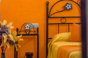 A bed or beds in a room at Cazorla Casas Cueva