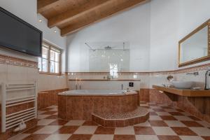 Kupatilo u objektu Hotel Leitenhof 4 Sterne Superior