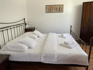 Postel nebo postele na pokoji v ubytování Apartman KARIN, Tále, Chopok - Juh