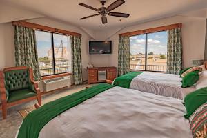 Postel nebo postele na pokoji v ubytování Pivovar Hotel