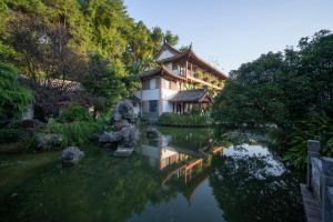 Gallery image of Chinese Garden Arome Tea House in Guilin