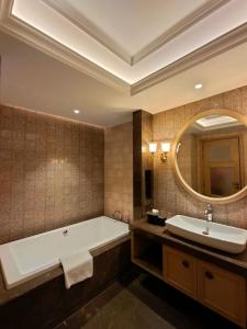 Koupelna v ubytování Welcomhotel by ITC Hotels, Tavleen, Chail